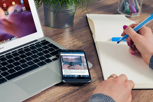 Essential Tools Every Influencer Needs for Success