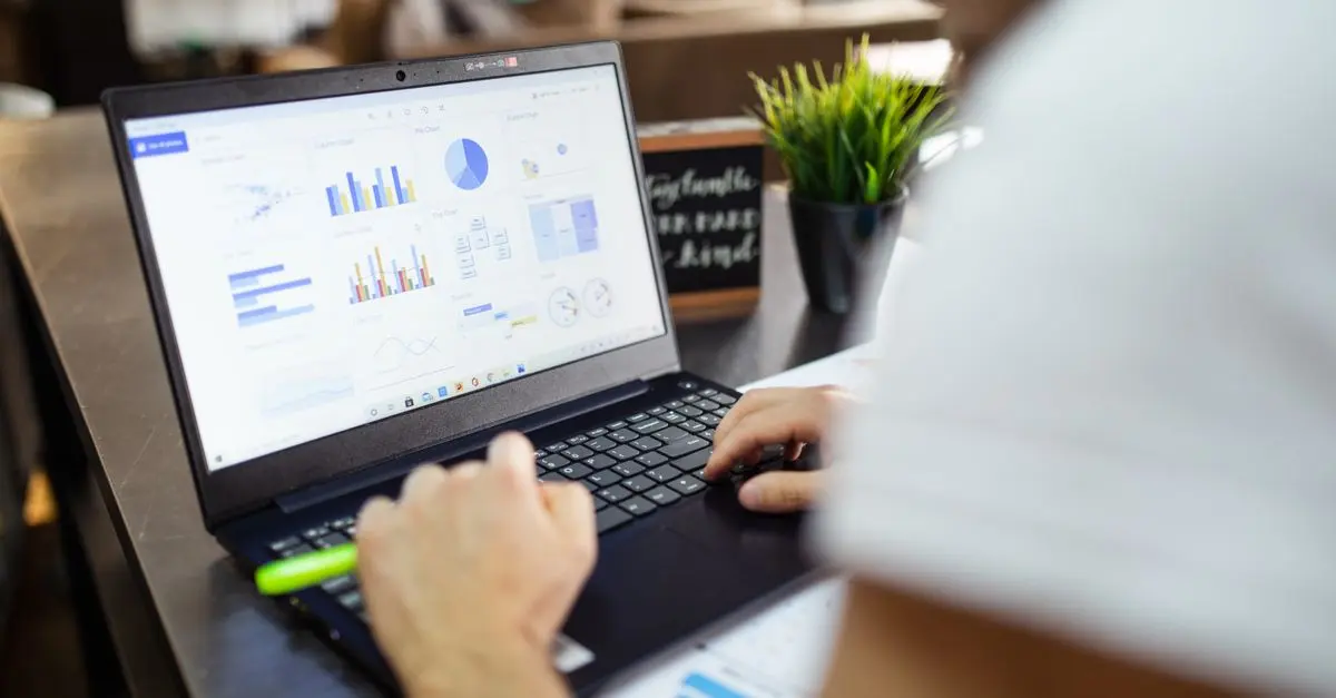 The Essential Guide to Analyzing Your Influencer Path for Growth