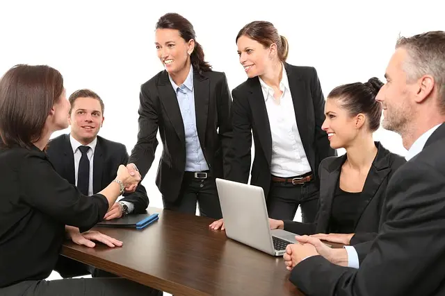 How to Choose the Right Influencer Path for Your Brand