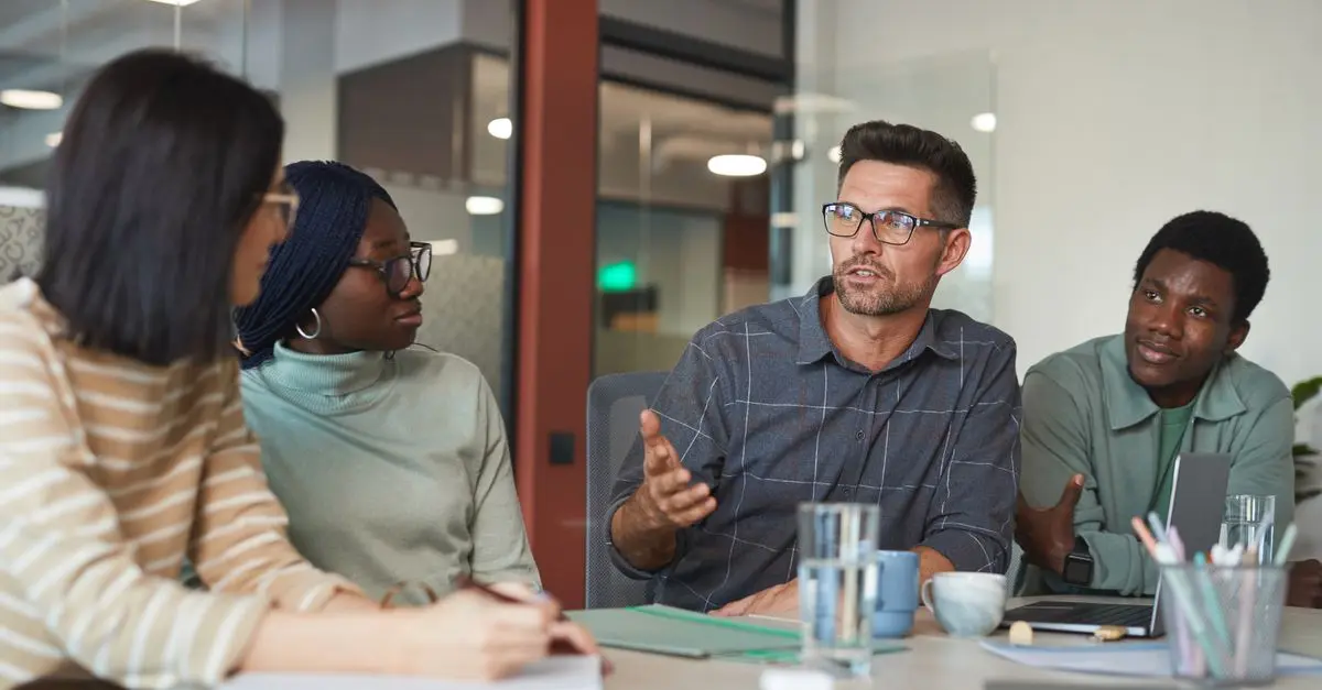 How to Effectively Leverage Your Influencer Path for Growth