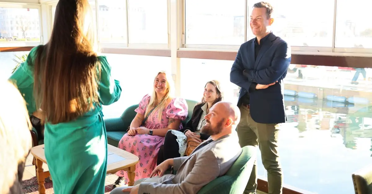 The Importance of Networking on Your Influencer Path