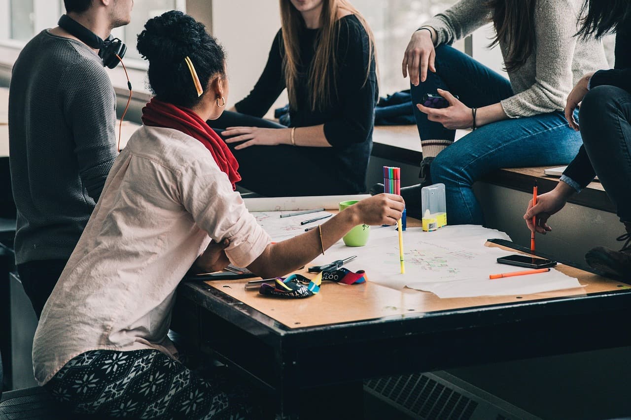 How to Effectively Choose Your Influencer Niche